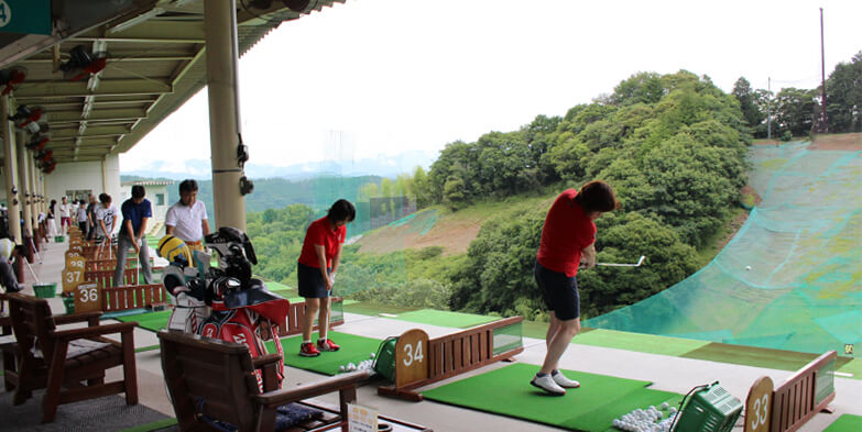 岩本山ゴルフ練習場
